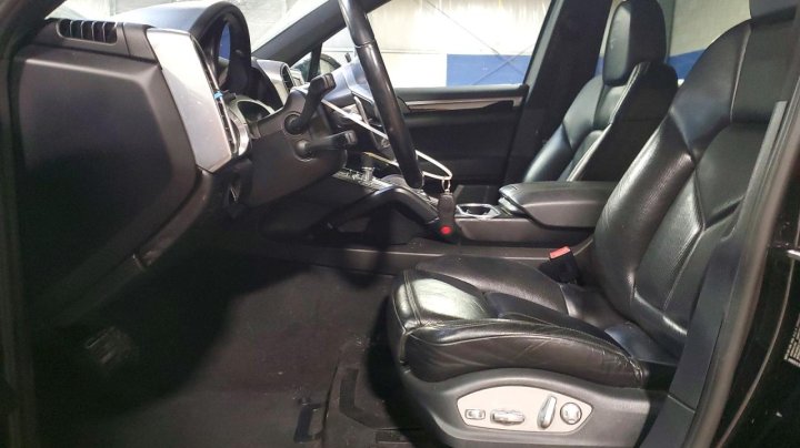 Porsche Cayenne  2017