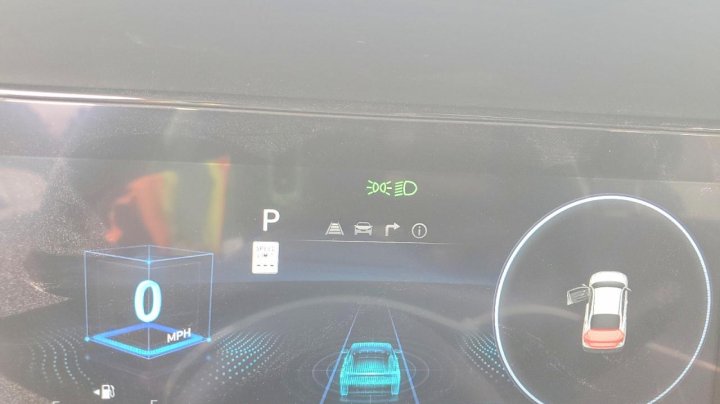 Hyundai Elantra  2025