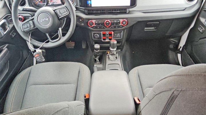 JEEP WRANGLER  2025