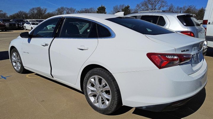 Chevrolet Malibu  2021