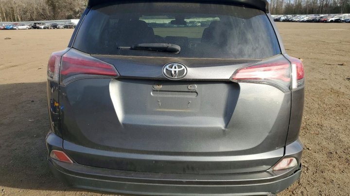Toyota RAV4  2017