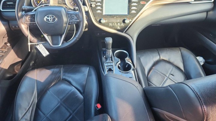 Toyota Camry  2018