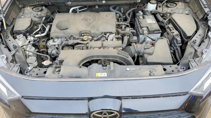 Toyota RAV4  2021