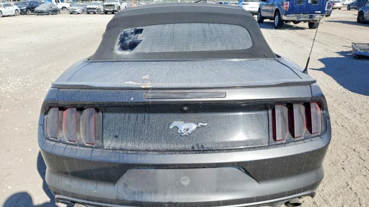 Ford MUSTANG  2015