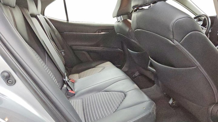 Toyota Camry  2019