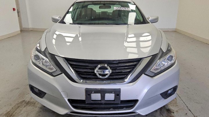 Nissan Altima  2018