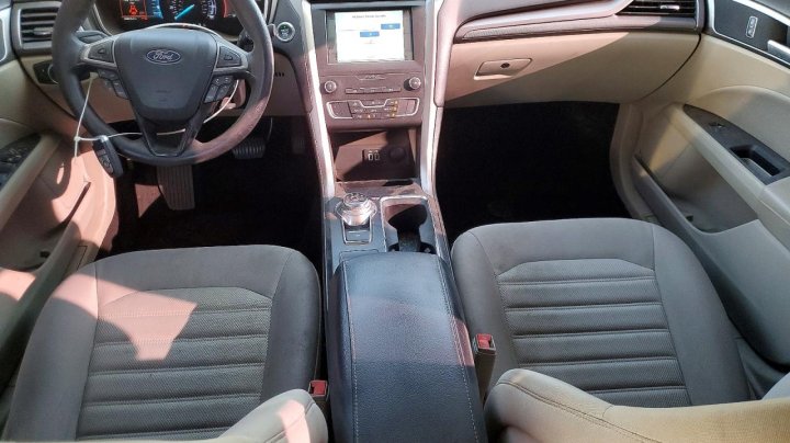 Ford FUSION  2019