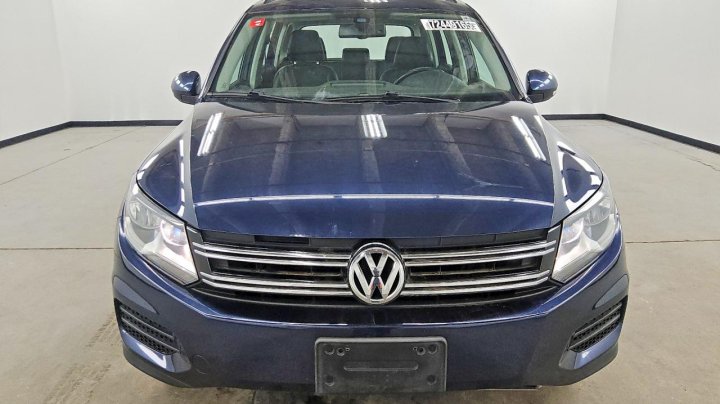 Volkswagen Tiguan  2016