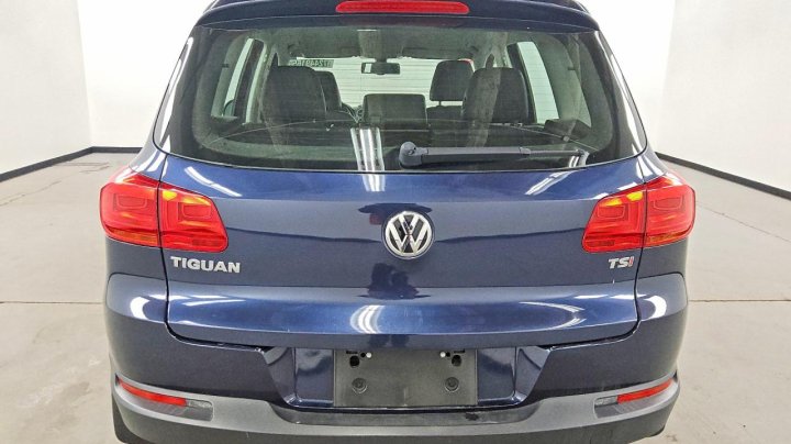 Volkswagen Tiguan  2016