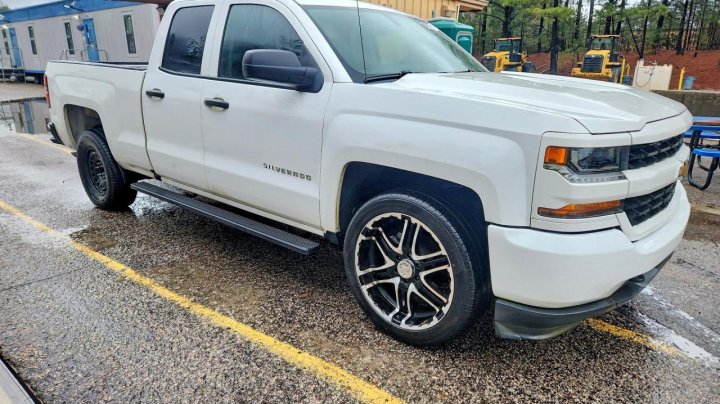 Chevrolet Silverado  2018