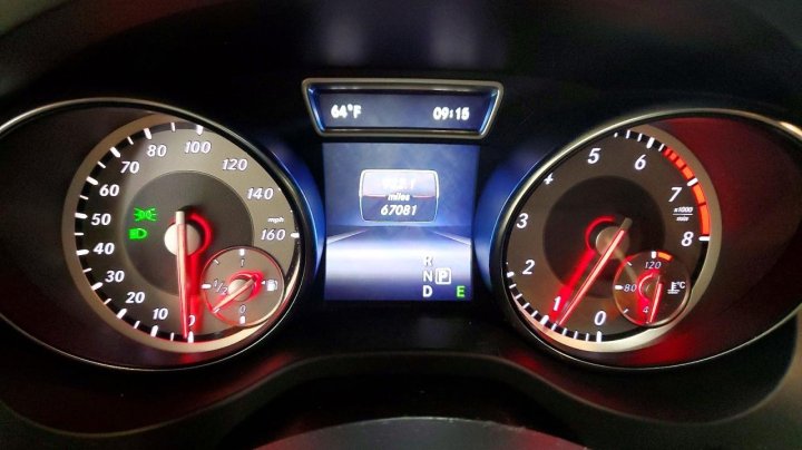 Mercedes-Benz GLA  2015
