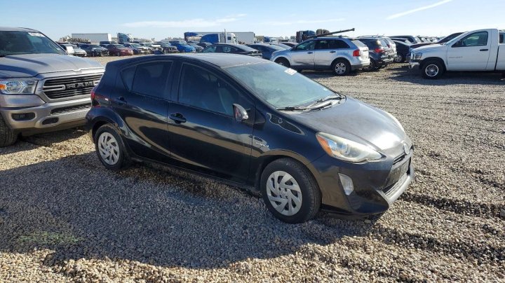 Toyota Prius  2016