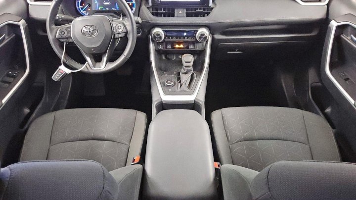 Toyota RAV4  2025