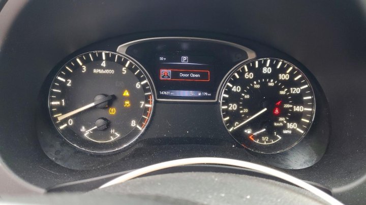 Nissan Altima  2016