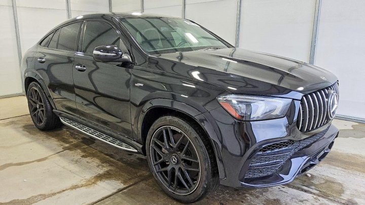 Mercedes-Benz GLE  2021