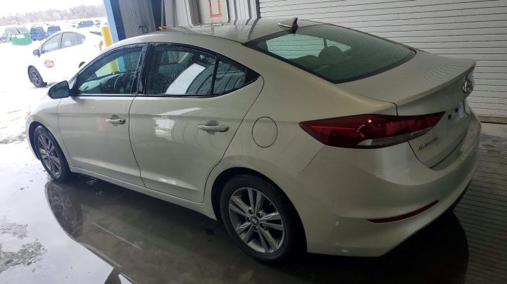 Hyundai Elantra  2017