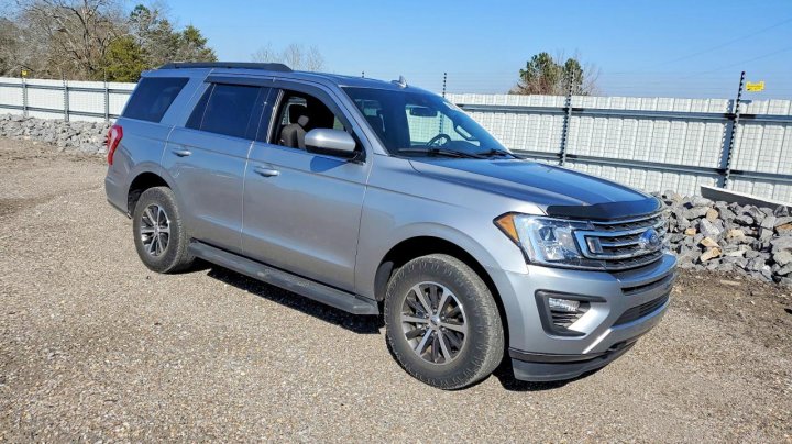 Ford EXPEDITION  2021