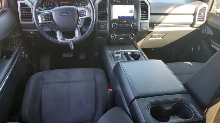 Ford EXPEDITION  2021