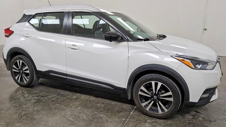 Nissan Kicks  2020