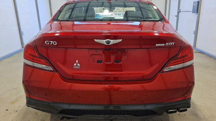 Genesis G70  2021
