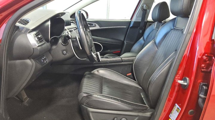 Genesis G70  2021