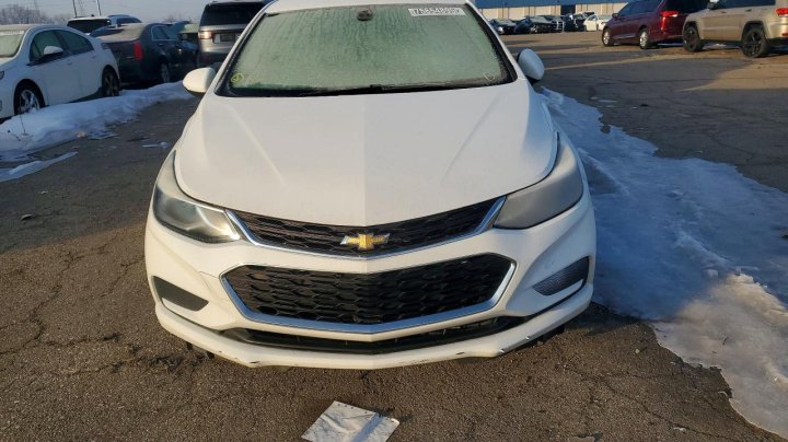 Chevrolet CRUZE  2018