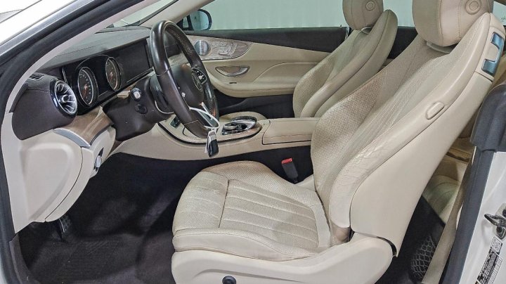 Mercedes-Benz E  2019