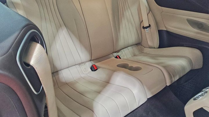 Mercedes-Benz E  2019