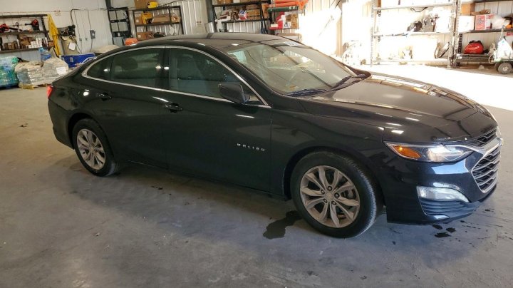 Chevrolet Malibu  2021