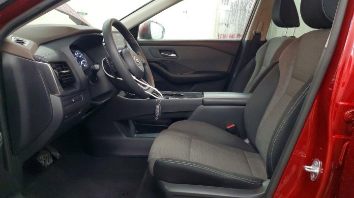 Nissan ROGUE  2021
