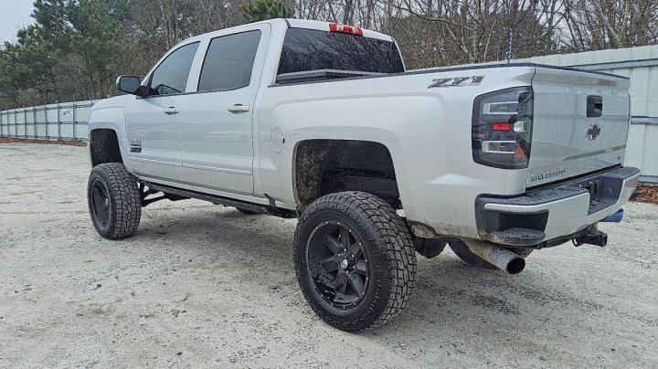 Chevrolet Silverado  2018