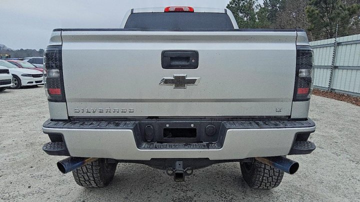 Chevrolet Silverado  2018
