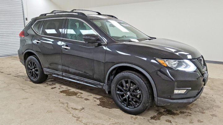 Nissan ROGUE  2018