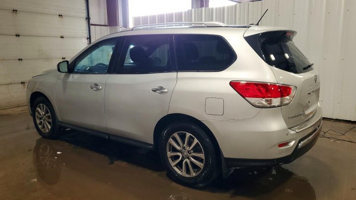 Nissan Pathfinder  2015
