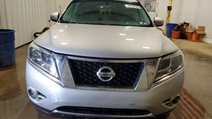 Nissan Pathfinder  2015