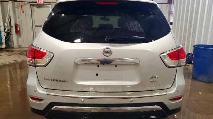 Nissan Pathfinder  2015