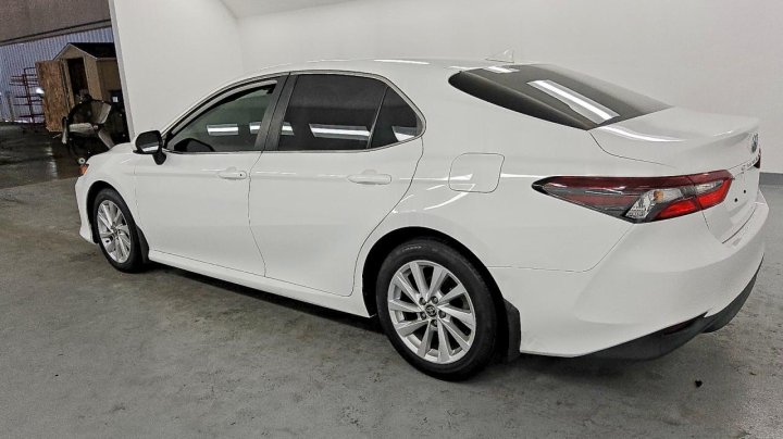 Toyota Camry  2023