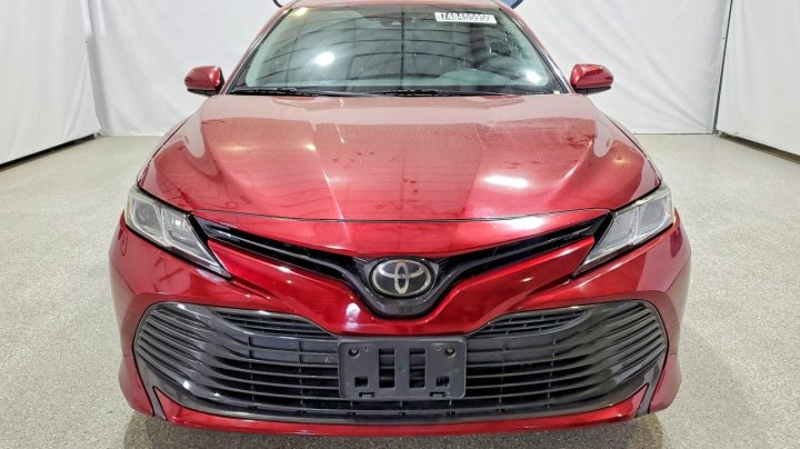 Toyota Camry  2019
