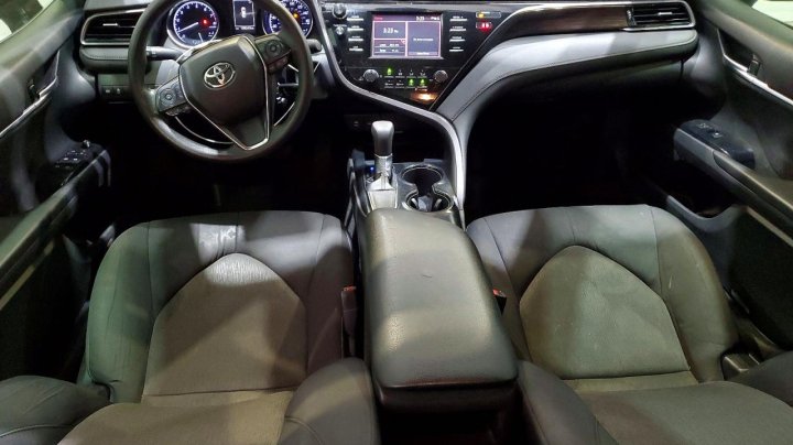 Toyota Camry  2019
