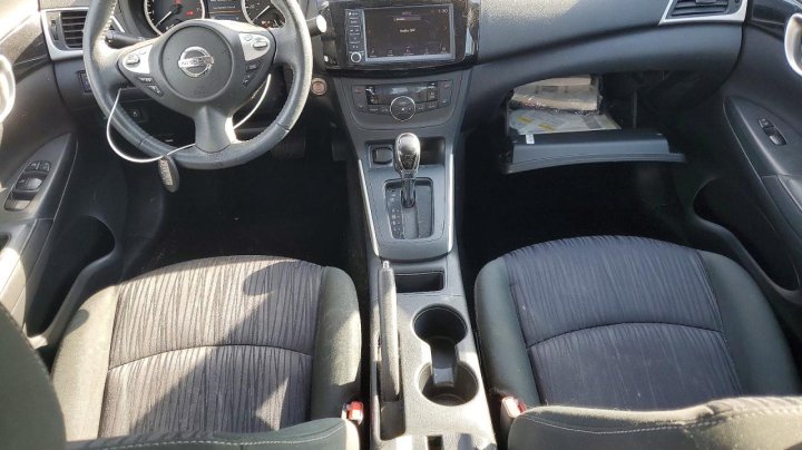 Nissan Sentra  2019