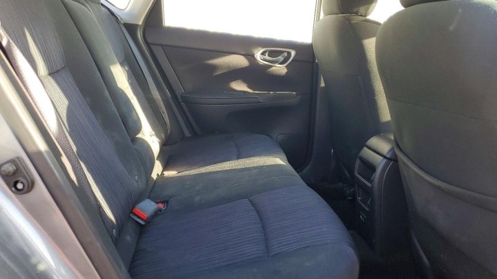 Nissan Sentra  2019