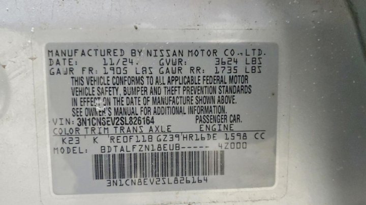 Nissan Versa  2025