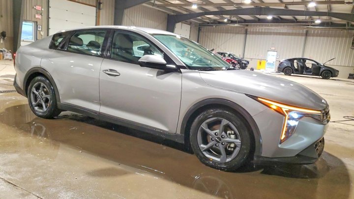 KIA K4  2025