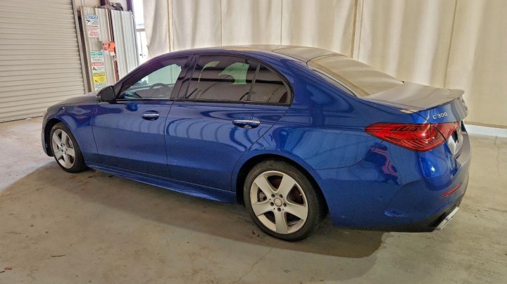 Mercedes-Benz C  2022