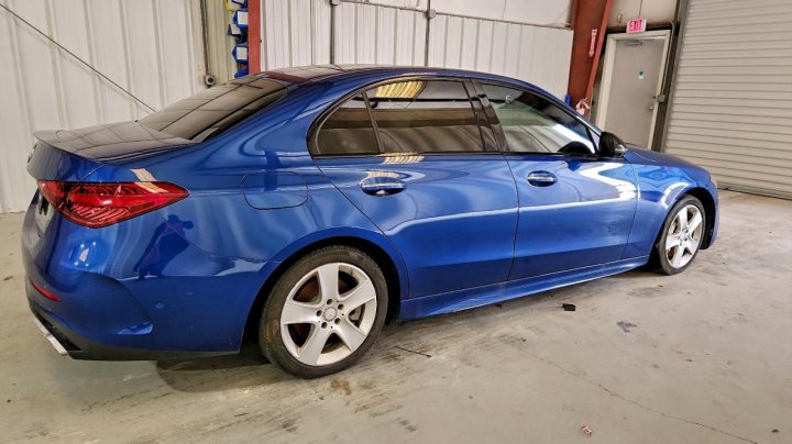 Mercedes-Benz C  2022