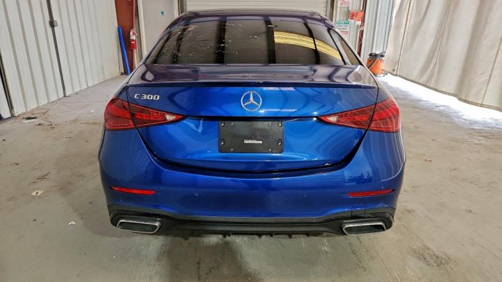Mercedes-Benz C  2022
