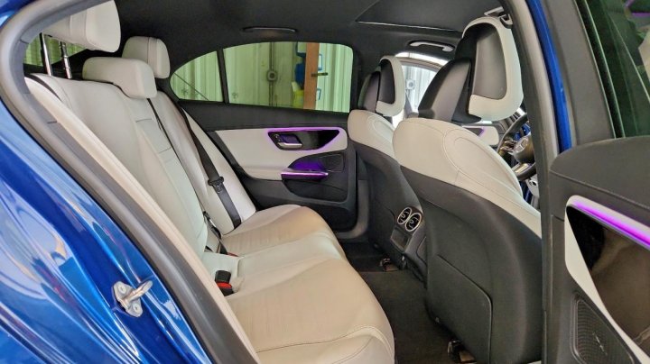 Mercedes-Benz C  2022