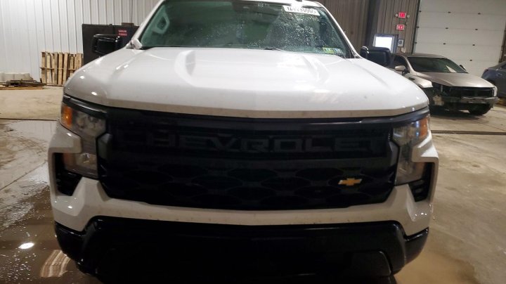 Chevrolet Silverado  2023