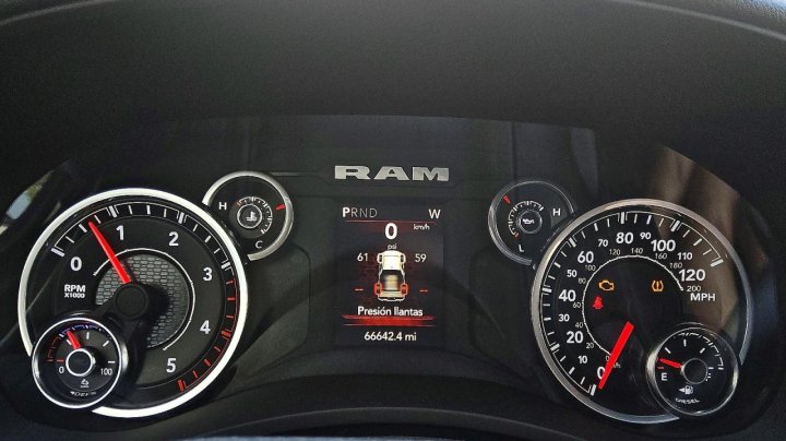 RAM 2500  2024