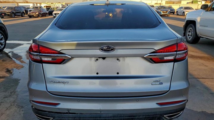 Ford FUSION  2020
